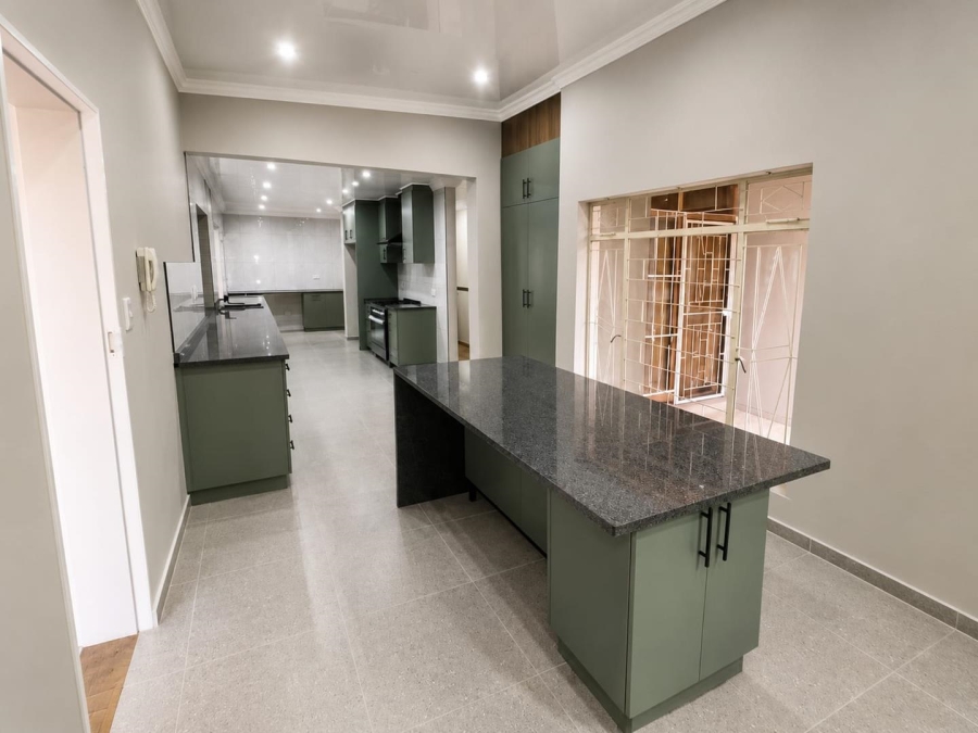To Let 4 Bedroom Property for Rent in Fichardt Park Free State